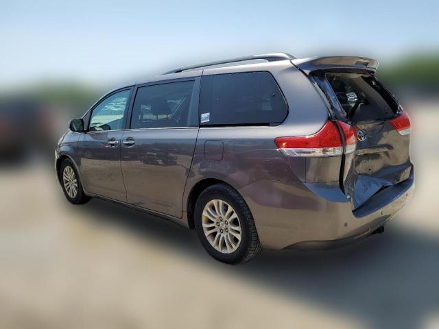 Photo 1 VIN: 5TDYK3DC0CS258118 - TOYOTA SIENNA XLE 