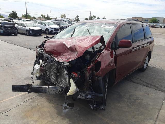 Photo 1 VIN: 5TDYK3DC0CS258488 - TOYOTA SIENNA XLE 