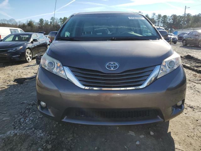 Photo 4 VIN: 5TDYK3DC0CS271984 - TOYOTA SIENNA XLE 