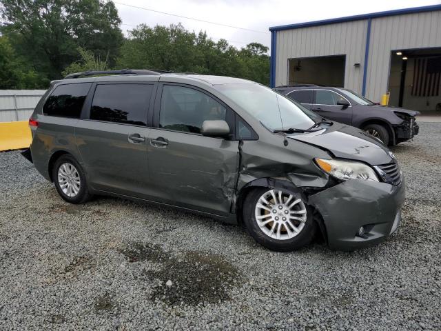 Photo 3 VIN: 5TDYK3DC0CS274237 - TOYOTA SIENNA XLE 