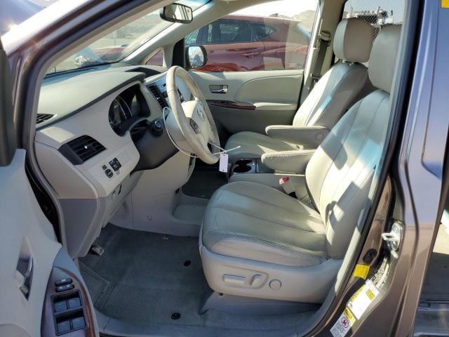 Photo 6 VIN: 5TDYK3DC0DS295705 - TOYOTA SIENNA XLE 