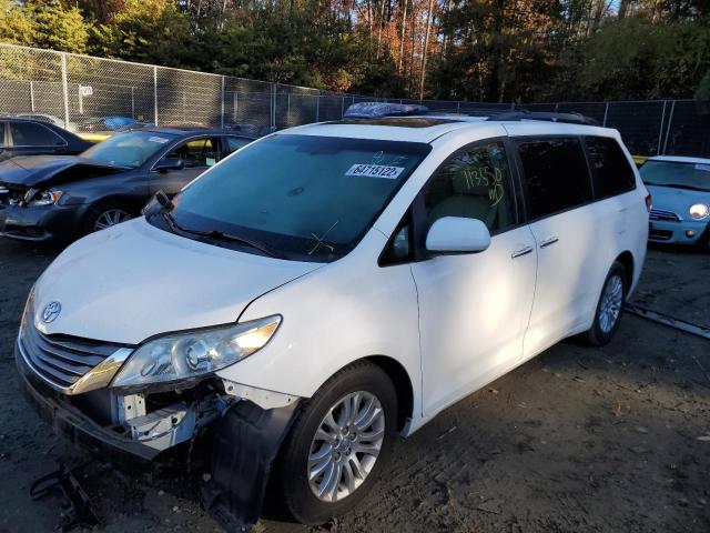 Photo 1 VIN: 5TDYK3DC0DS340593 - TOYOTA SIENNA XLE 