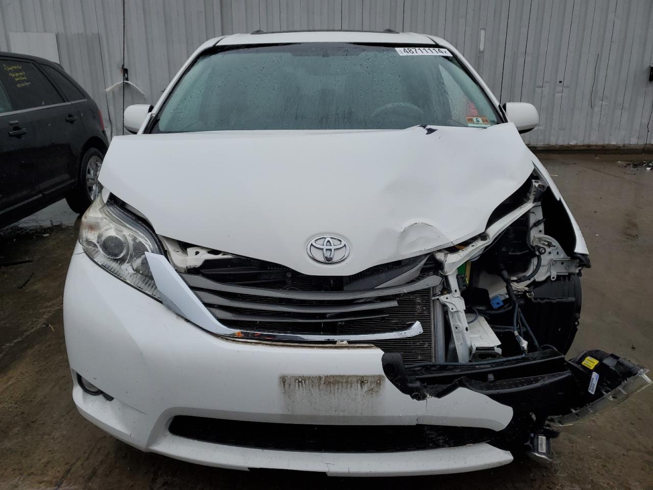 Photo 4 VIN: 5TDYK3DC0DS340724 - TOYOTA SIENNA 