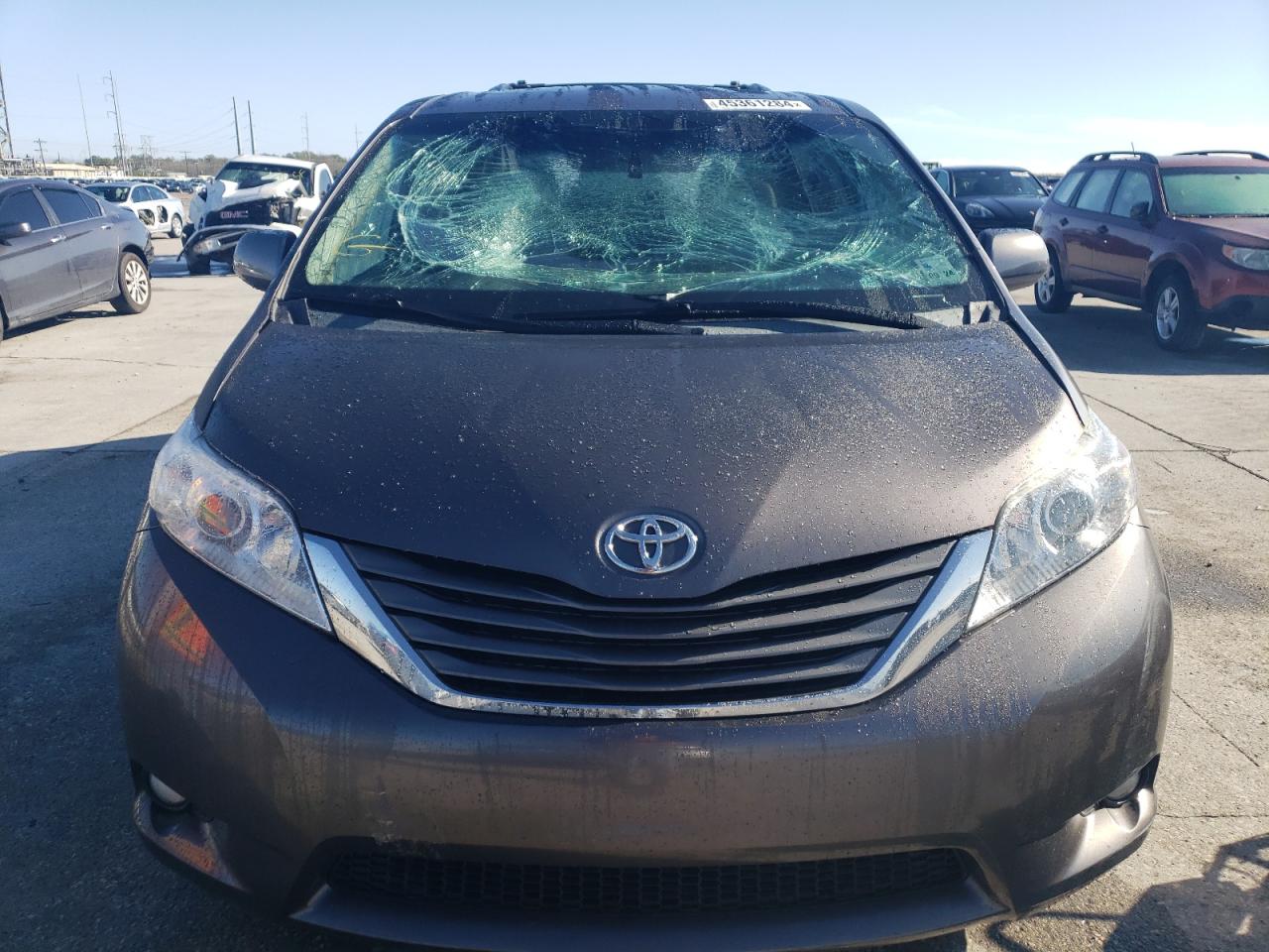 Photo 4 VIN: 5TDYK3DC0DS340870 - TOYOTA SIENNA 