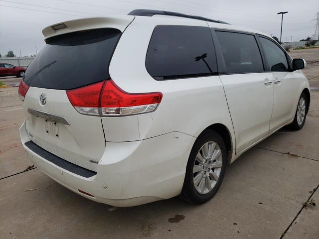 Photo 3 VIN: 5TDYK3DC0DS343249 - TOYOTA SIENNA XLE 