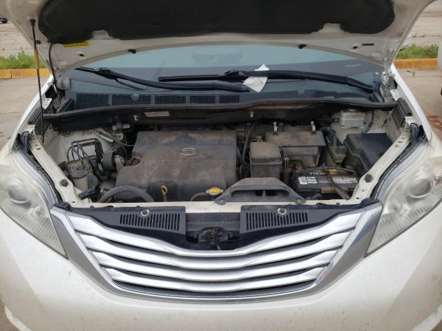 Photo 6 VIN: 5TDYK3DC0DS343249 - TOYOTA SIENNA XLE 