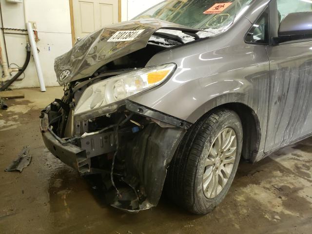 Photo 8 VIN: 5TDYK3DC0DS351402 - TOYOTA SIENNA XLE 