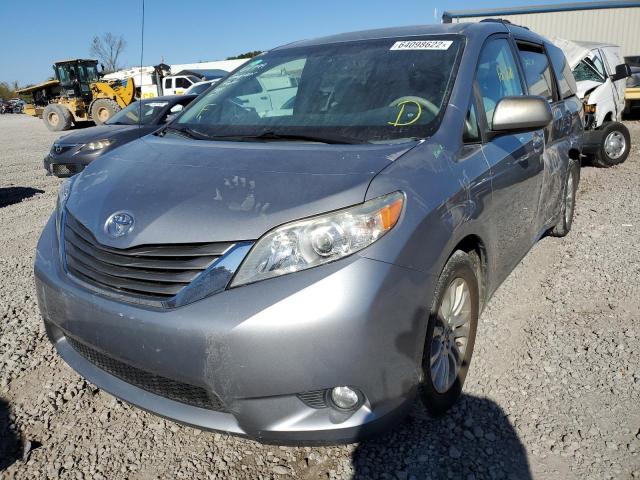 Photo 1 VIN: 5TDYK3DC0DS401585 - TOYOTA SIENNA XLE 