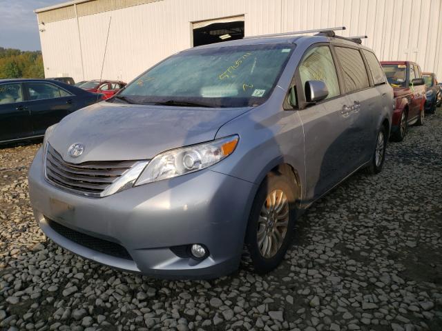 Photo 1 VIN: 5TDYK3DC0DS404843 - TOYOTA SIENNA XLE 