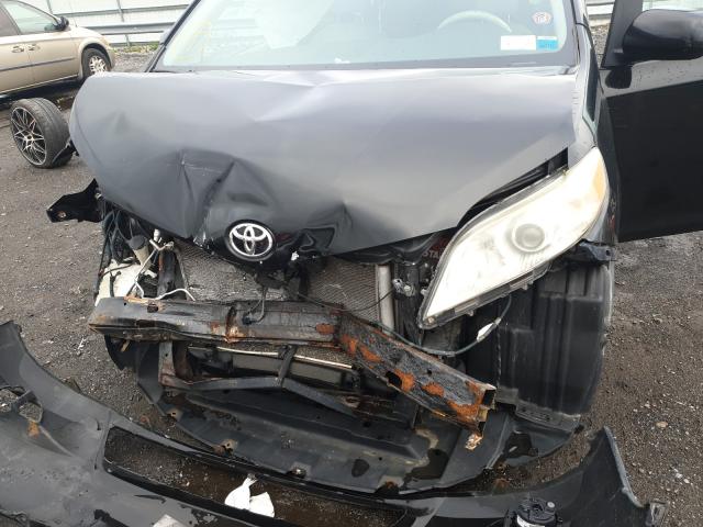 Photo 6 VIN: 5TDYK3DC0ES409011 - TOYOTA SIENNA XLE 