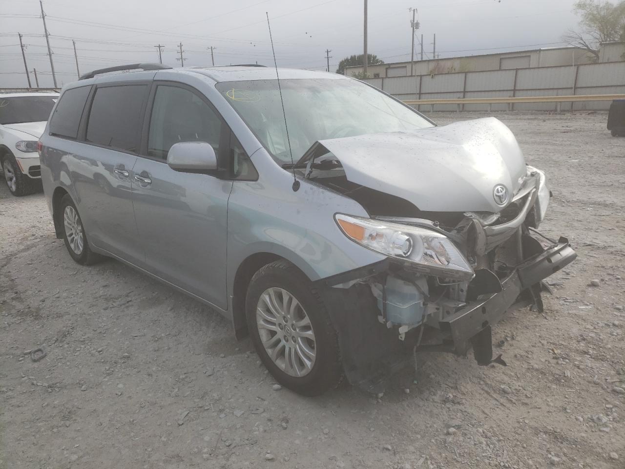 Photo 3 VIN: 5TDYK3DC0ES428061 - TOYOTA SIENNA 