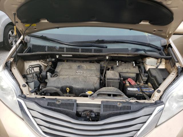 Photo 6 VIN: 5TDYK3DC0ES462484 - TOYOTA SIENNA XLE 