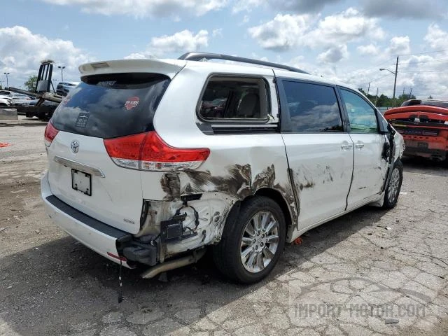 Photo 2 VIN: 5TDYK3DC0ES469547 - TOYOTA SIENNA 