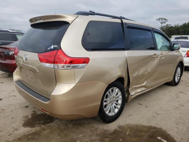 Photo 3 VIN: 5TDYK3DC0ES501929 - TOYOTA SIENNA XLE 