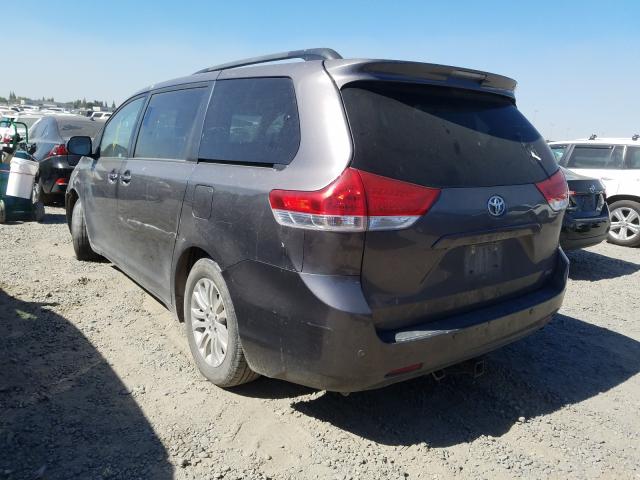 Photo 2 VIN: 5TDYK3DC0ES512414 - TOYOTA SIENNA XLE 