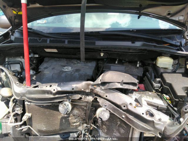 Photo 9 VIN: 5TDYK3DC0FS580178 - TOYOTA SIENNA 