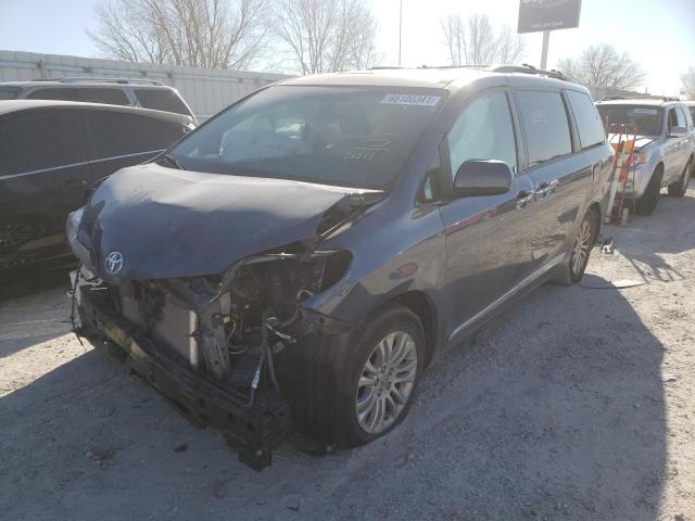 Photo 1 VIN: 5TDYK3DC0FS621165 - TOYOTA SIENNA XLE 