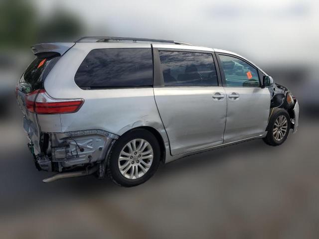 Photo 2 VIN: 5TDYK3DC0FS624812 - TOYOTA SIENNA XLE 