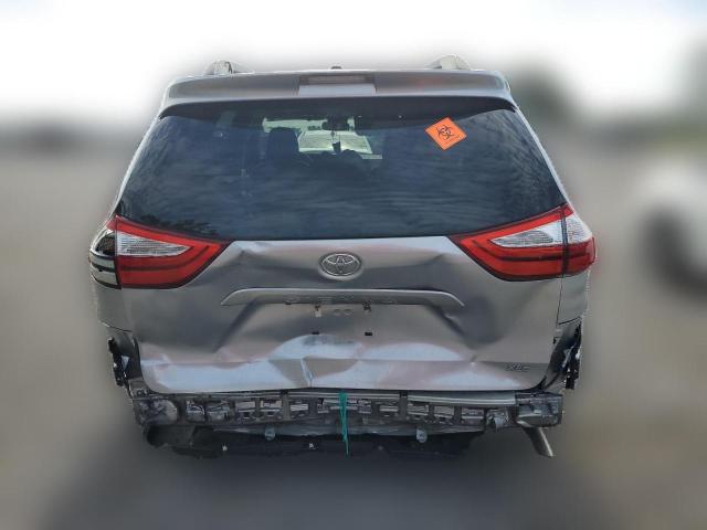 Photo 5 VIN: 5TDYK3DC0FS624812 - TOYOTA SIENNA XLE 