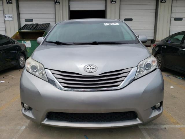 Photo 4 VIN: 5TDYK3DC0GS693856 - TOYOTA SIENNA XLE 