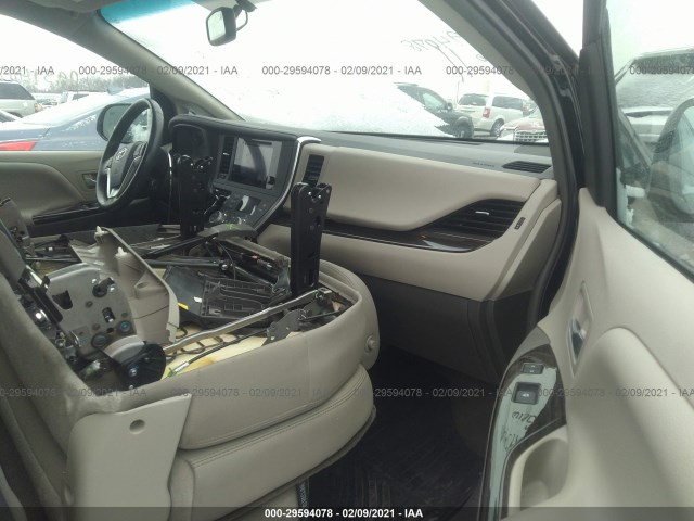 Photo 4 VIN: 5TDYK3DC0GS710882 - TOYOTA SIENNA 