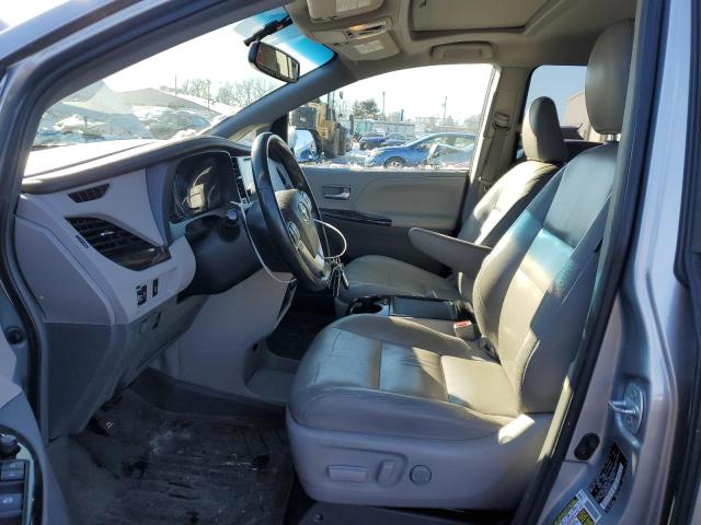 Photo 6 VIN: 5TDYK3DC0GS713927 - TOYOTA SIENNA XLE 