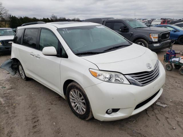 Photo 3 VIN: 5TDYK3DC0GS726712 - TOYOTA SIENNA XLE 