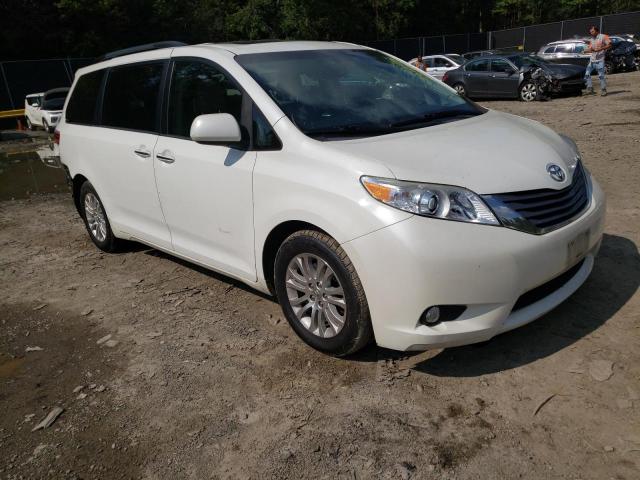 Photo 0 VIN: 5TDYK3DC0GS738052 - TOYOTA SIENNA XLE 