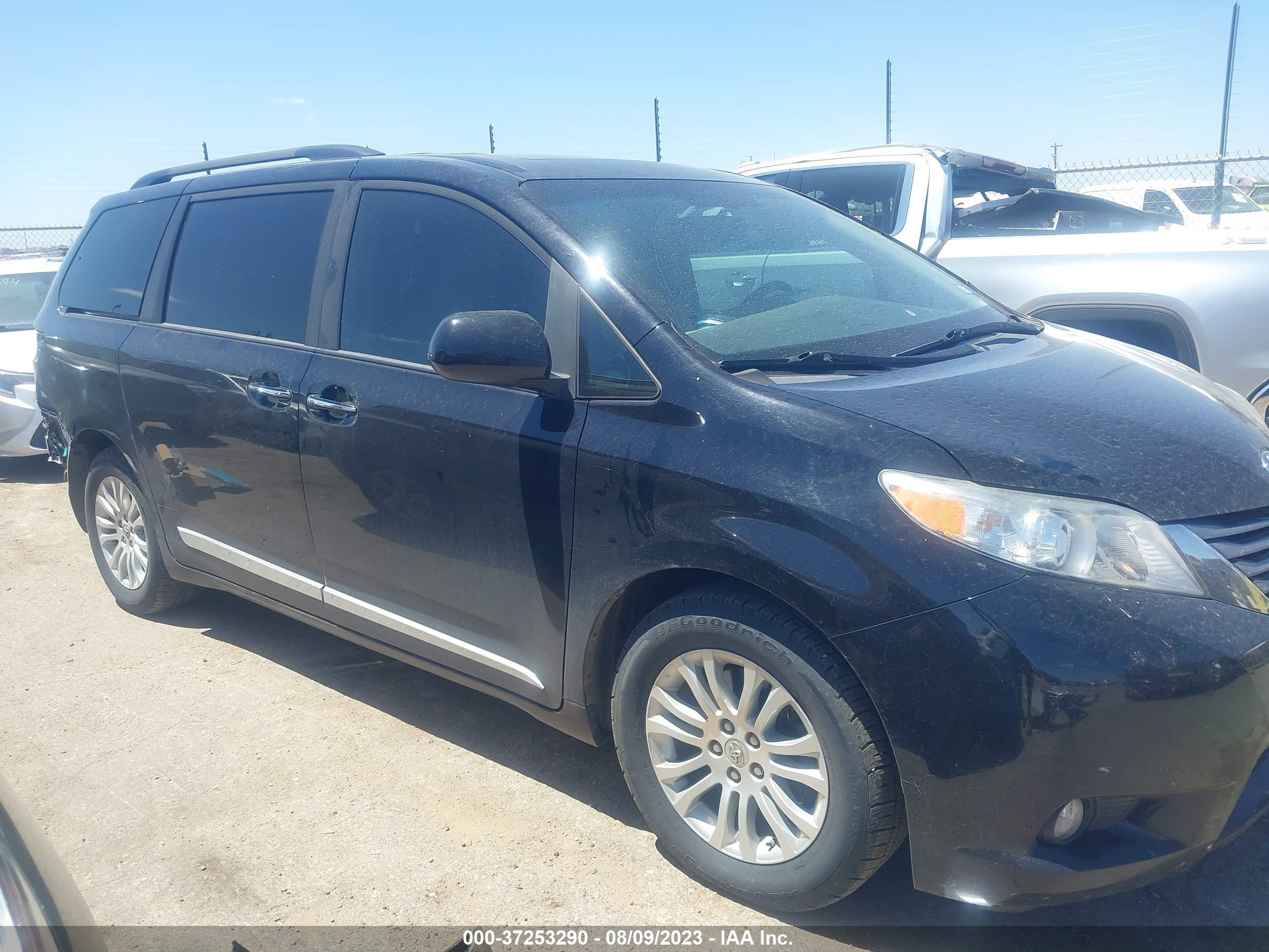 Photo 13 VIN: 5TDYK3DC0GS751870 - TOYOTA SIENNA 