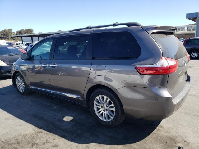 Photo 1 VIN: 5TDYK3DC0GS752551 - TOYOTA SIENNA XLE 