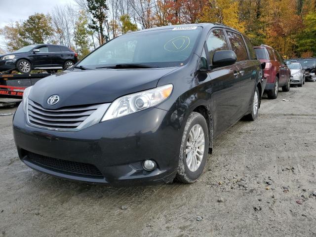 Photo 1 VIN: 5TDYK3DC0GS755322 - TOYOTA SIENNA XLE 