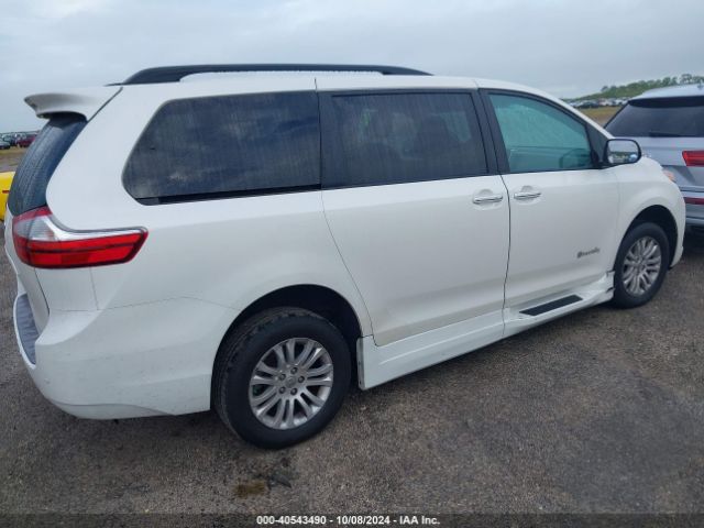 Photo 3 VIN: 5TDYK3DC0GS760469 - TOYOTA SIENNA 