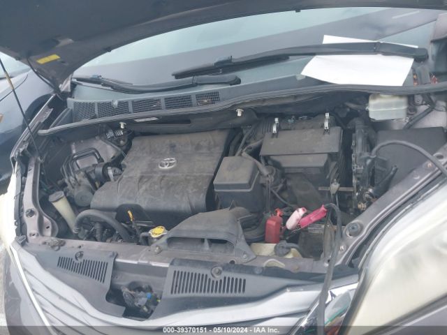 Photo 9 VIN: 5TDYK3DC1BS007607 - TOYOTA SIENNA 