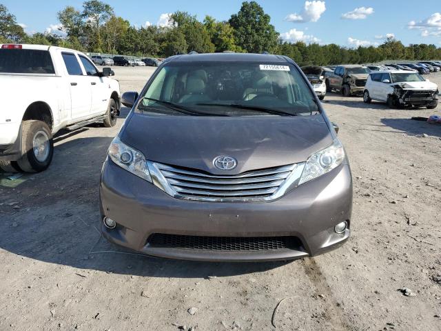 Photo 4 VIN: 5TDYK3DC1BS013469 - TOYOTA SIENNA XLE 