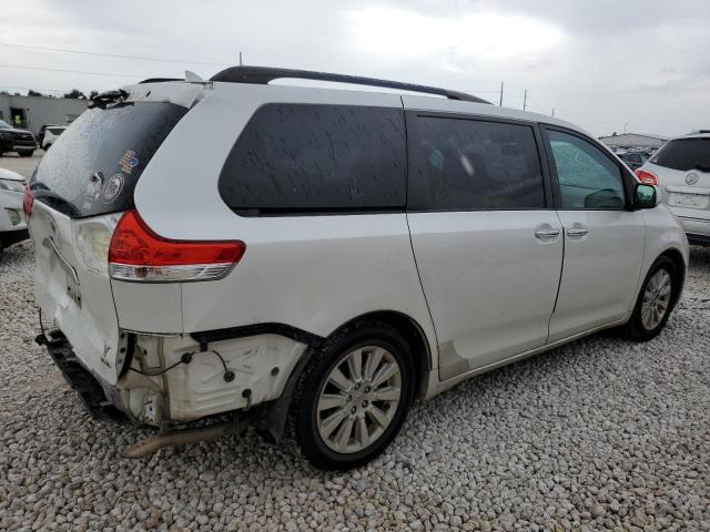 Photo 2 VIN: 5TDYK3DC1BS020860 - TOYOTA SIENNA XLE 