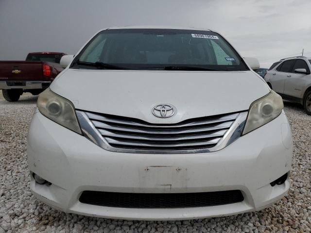 Photo 4 VIN: 5TDYK3DC1BS020860 - TOYOTA SIENNA XLE 