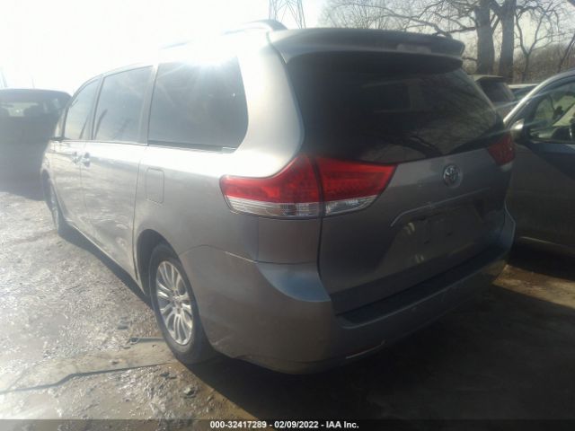 Photo 2 VIN: 5TDYK3DC1BS035617 - TOYOTA SIENNA 