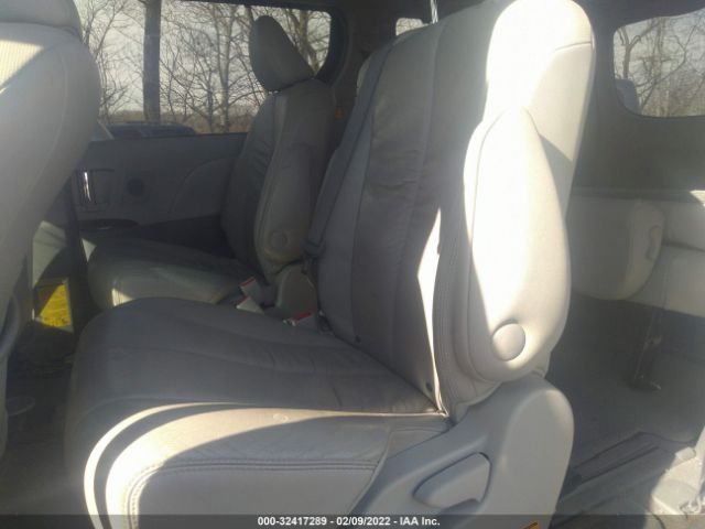 Photo 7 VIN: 5TDYK3DC1BS035617 - TOYOTA SIENNA 