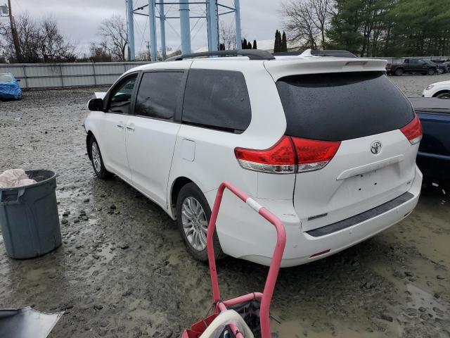 Photo 1 VIN: 5TDYK3DC1BS036282 - TOYOTA SIENNA XLE 