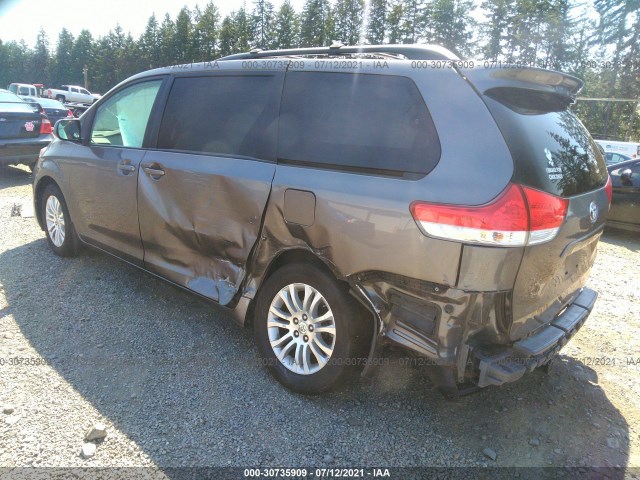 Photo 2 VIN: 5TDYK3DC1BS060694 - TOYOTA SIENNA 