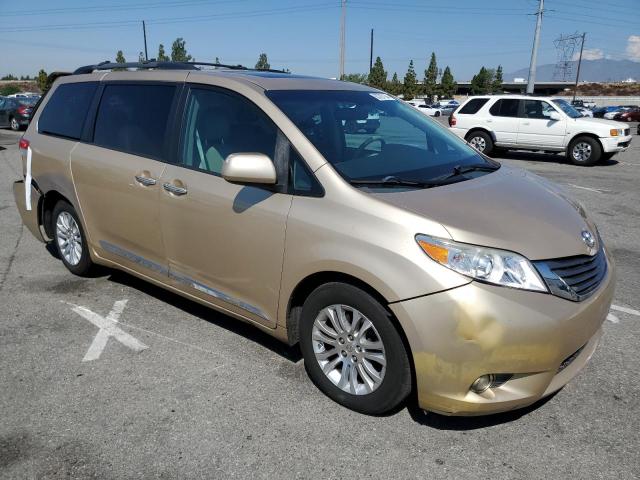 Photo 3 VIN: 5TDYK3DC1BS065586 - TOYOTA SIENNA XLE 