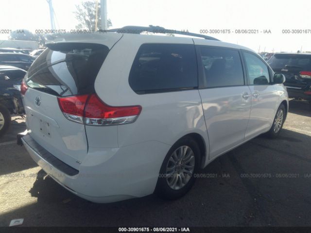 Photo 3 VIN: 5TDYK3DC1BS076068 - TOYOTA SIENNA 