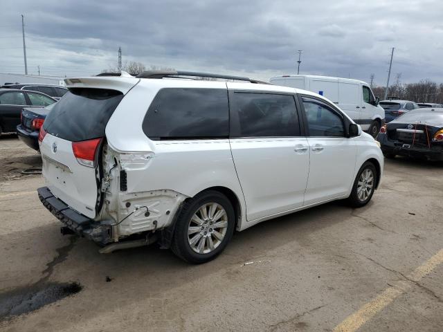 Photo 2 VIN: 5TDYK3DC1BS099706 - TOYOTA SIENNA XLE 