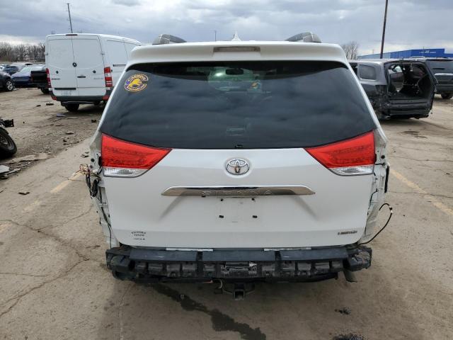 Photo 5 VIN: 5TDYK3DC1BS099706 - TOYOTA SIENNA XLE 