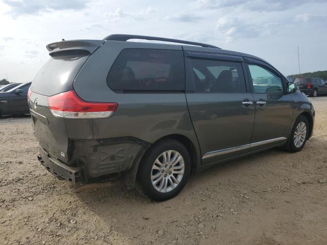 Photo 2 VIN: 5TDYK3DC1BS112714 - TOYOTA SIENNA XLE 