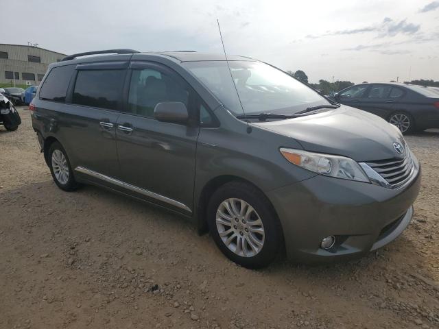 Photo 3 VIN: 5TDYK3DC1BS112714 - TOYOTA SIENNA XLE 