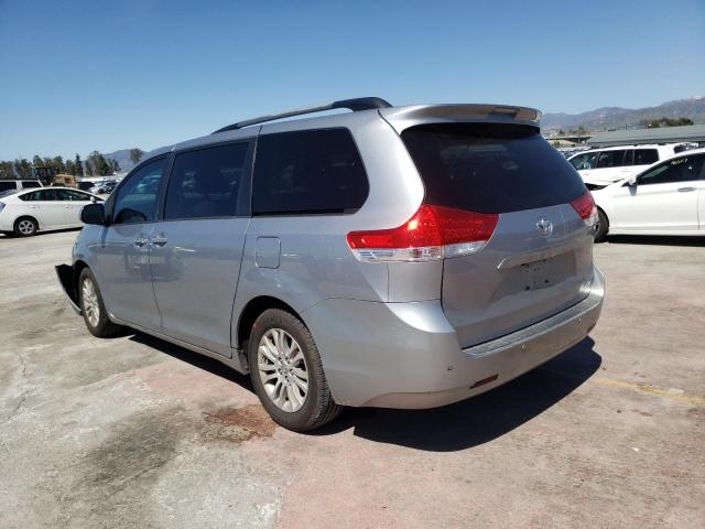 Photo 1 VIN: 5TDYK3DC1BS123373 - TOYOTA SIENNA XLE 