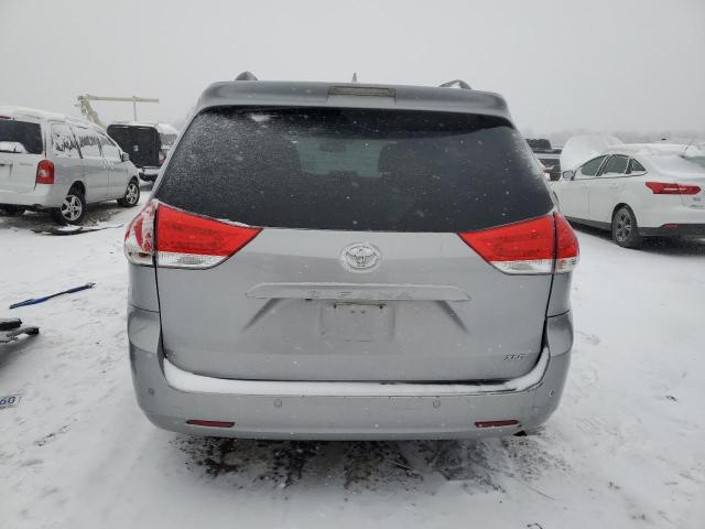 Photo 5 VIN: 5TDYK3DC1BS147401 - TOYOTA SIENNA XLE 