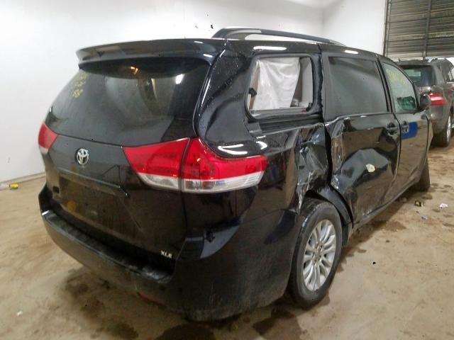 Photo 3 VIN: 5TDYK3DC1CS178438 - TOYOTA SIENNA XLE 