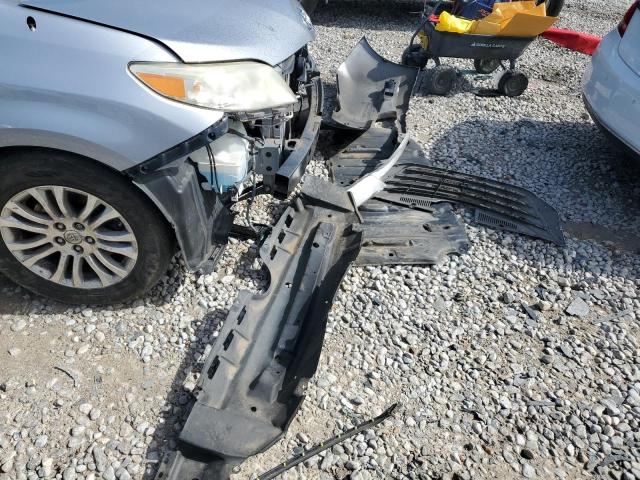 Photo 12 VIN: 5TDYK3DC1CS188502 - TOYOTA SIENNA XLE 